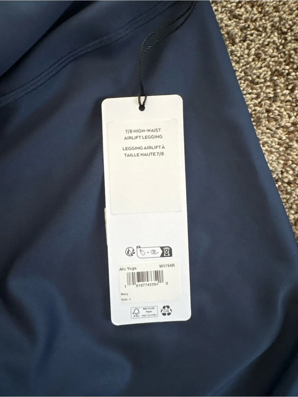 Alo 7/8 Navy Leggings Size L  NWT